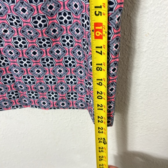 J. Crew Pink and Navy Diamond Pattern Blouse - Size XS - Picture 7 of 9